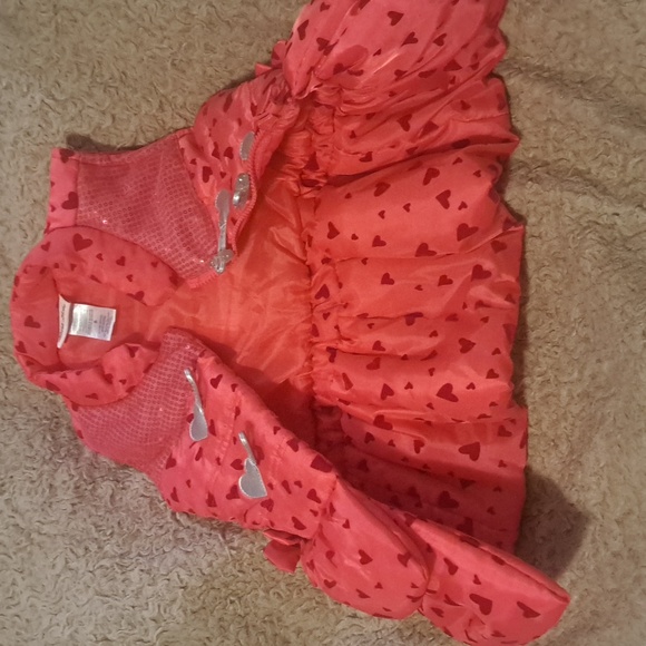 Girls size 5 pink hearts zip up vest NWOT - Picture 3 of 4